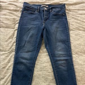 Levi’s 311 shaping skinny